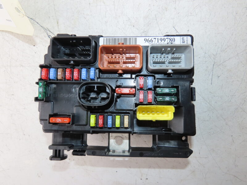 PEUGEOT-BSM (BOITIER SERVITUDE MOTEUR)