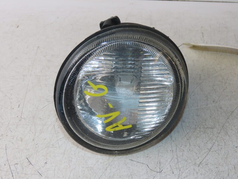 RENAULT-PHARE ANTIBROUILLARD AVG