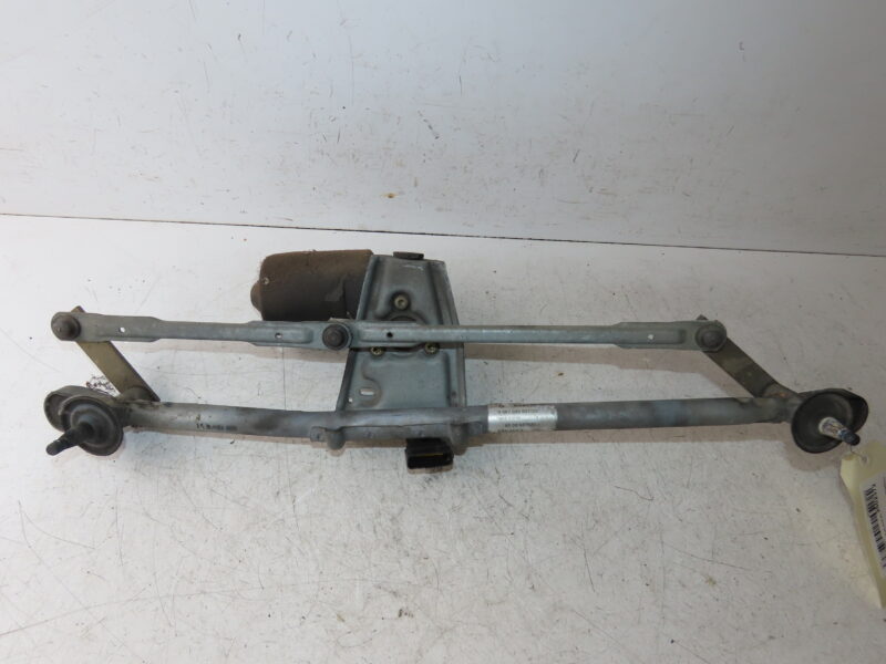 RENAULT-MOTEUR ESSUIE-GLACE AV