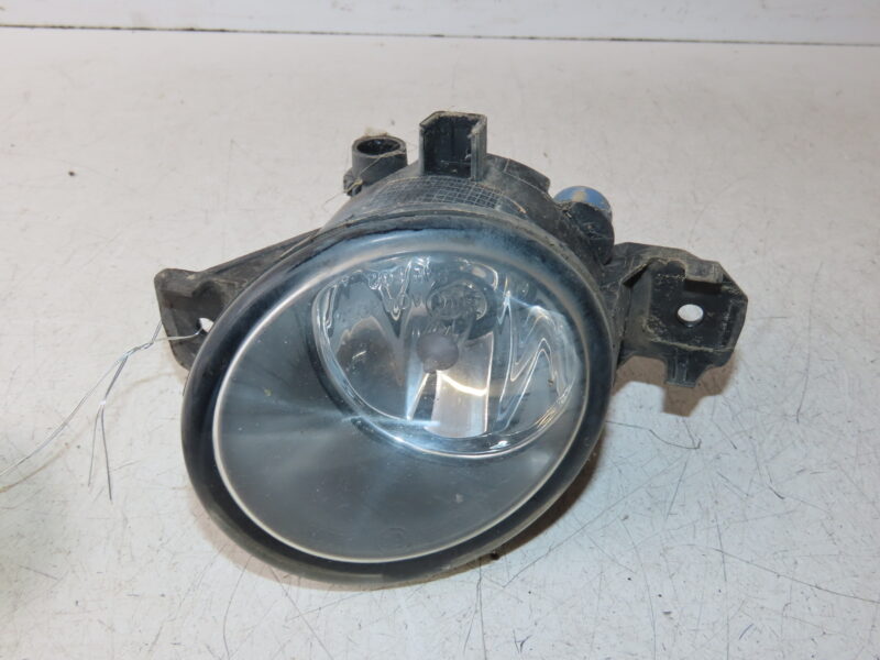 RENAULT-PHARE ANTIBROUILLARD AVD