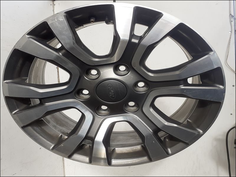 FORD-JANTE ALUMINIUM 2