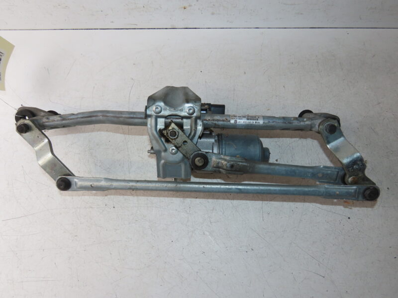 VOLKSWAGEN-MOTEUR ESSUIE-GLACE AV