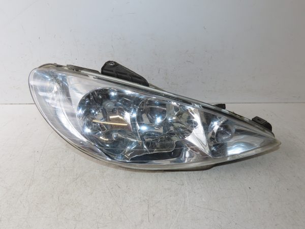 PEUGEOT-PHARE D