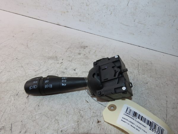 DACIA-COMMANDE CLIGNOTANT