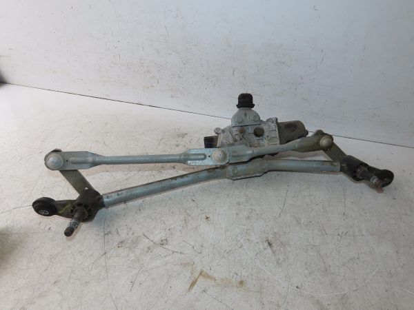 DACIA-MOTEUR ESSUIE-GLACE AV