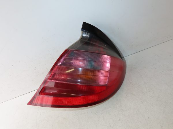 MERCEDES-FEU ARD