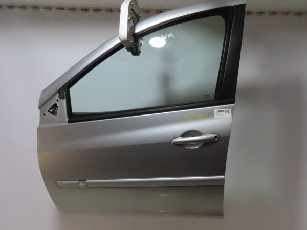 RENAULT-PORTE AVG