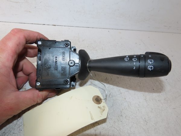 DACIA-COMMANDE ESSUIE GLACE