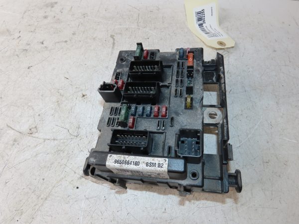 PEUGEOT-BSM (BOITIER SERVITUDE MOTEUR)