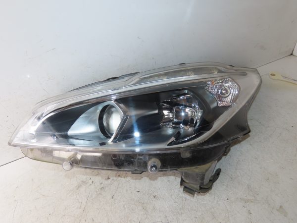 PEUGEOT-PHARE G