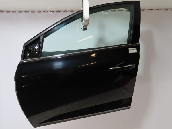 RENAULT-PORTE AVG