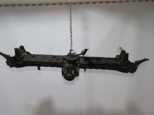 PEUGEOT-TRAVERSE SUP ARMATURE AV