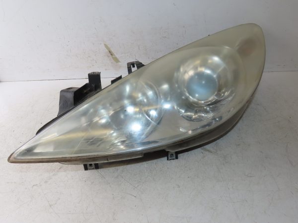 PEUGEOT-PHARE G