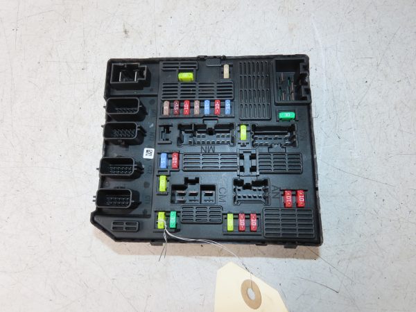 RENAULT-BSM (BOITIER SERVITUDE MOTEUR)