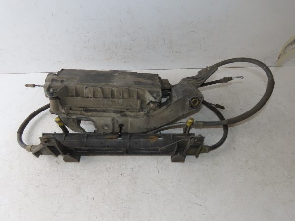 RENAULT-BOITIER DE FREIN A MAIN ELECTRIQUE