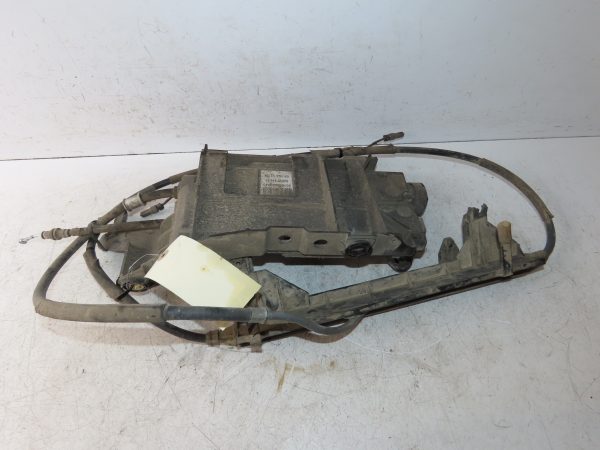 RENAULT-BOITIER DE FREIN A MAIN ELECTRIQUE