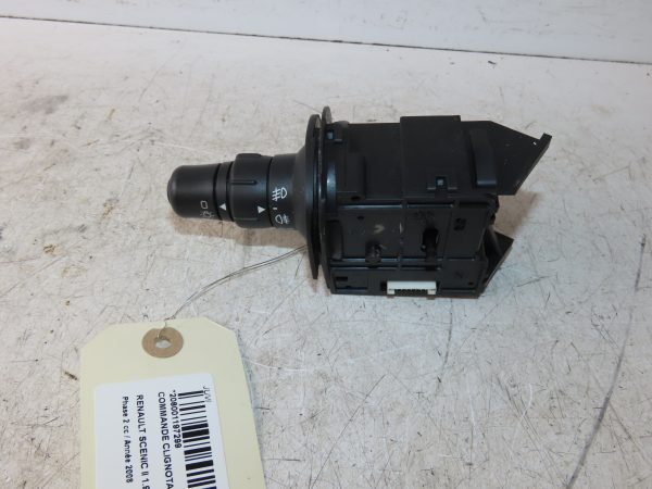 RENAULT-COMMANDE CLIGNOTANT