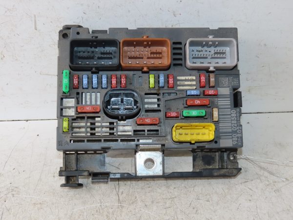 PEUGEOT-BSM (BOITIER SERVITUDE MOTEUR)