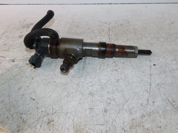 PEUGEOT-INJECTEUR 2