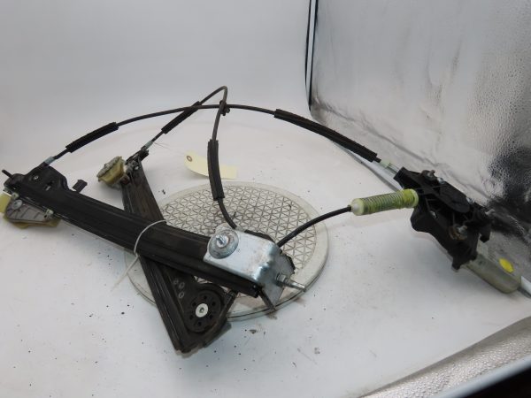 ALFA ROMEO-MECANISME+MOTEUR LEVE-GLACE AVG