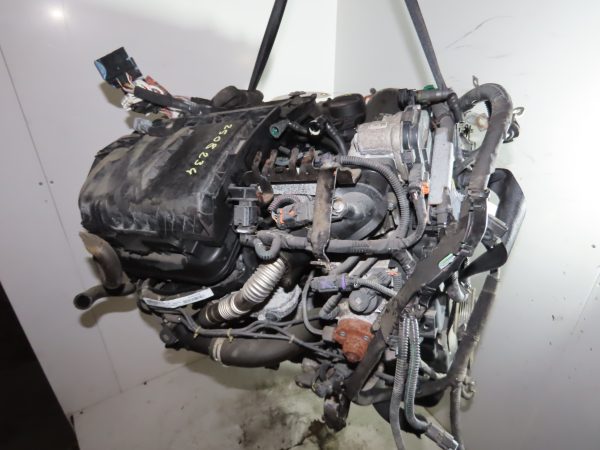 PEUGEOT-MOTEUR COMPLET