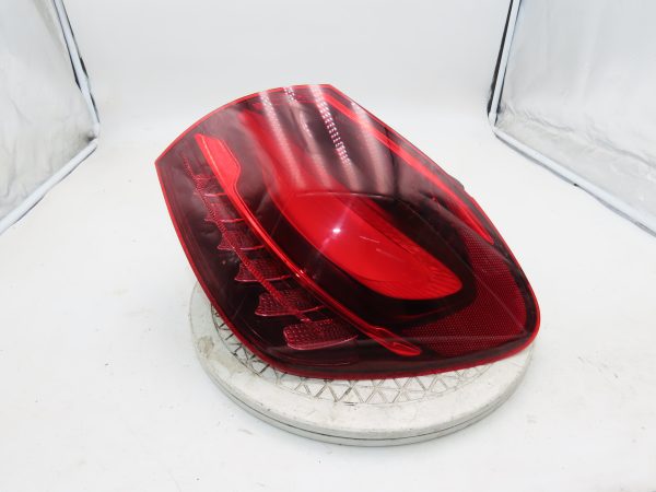 MERCEDES-FEU ARD