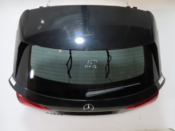 MERCEDES-HAYON