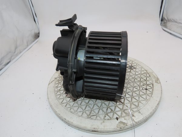NISSAN-MOTEUR VENTILATEUR CHAUFFAGE