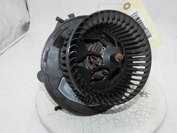 SKODA-MOTEUR VENTILATEUR CHAUFFAGE