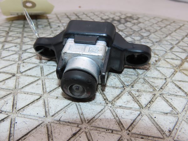 MERCEDES-CAMERA DE STATIONNEMENT AV
