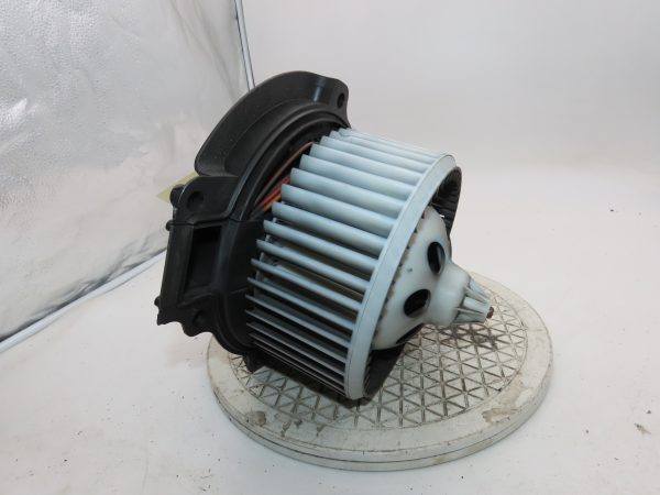 RENAULT-MOTEUR VENTILATEUR CHAUFFAGE
