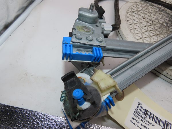 RENAULT-MECANISME+MOTEUR LEVE-GLACE AVD