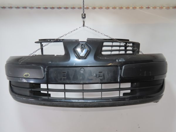 RENAULT-PARE-CHOC AV