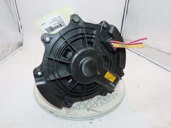 RENAULT-MOTEUR VENTILATEUR CHAUFFAGE
