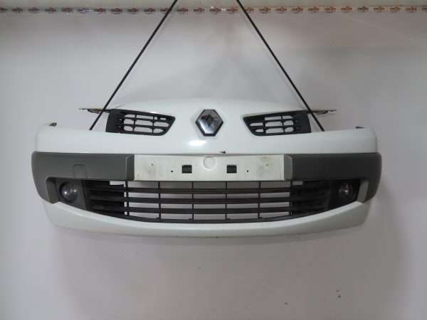 RENAULT-PARE-CHOC AV