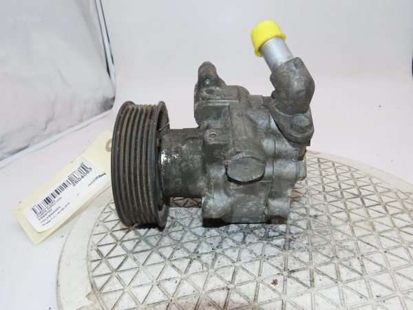 VOLKSWAGEN-POMPE DIRECTION ASSISTEE