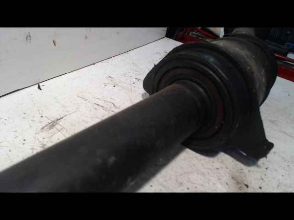 MERCEDES-TRANSMISSION AVANT DROITE