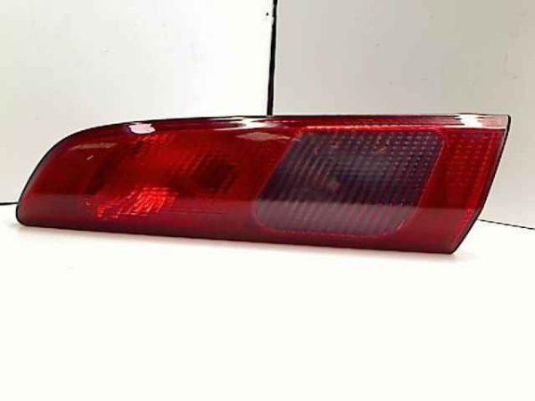 ALFA ROMEO-FEU ARRIERE INTERIEUR DROIT