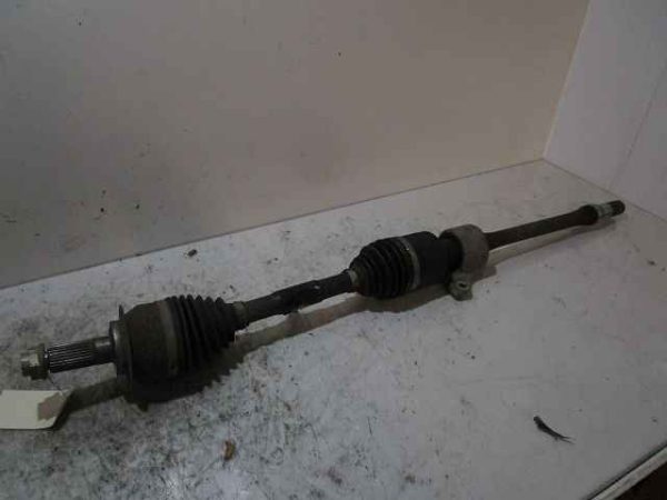 SUZUKI-TRANSMISSION AVANT DROITE