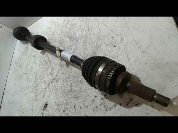 SUZUKI-TRANSMISSION AVANT DROITE