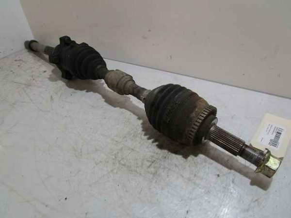 NISSAN-TRANSMISSION AVANT DROITE