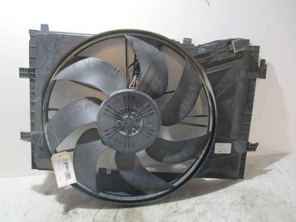 MERCEDES-BUSE VENTILATEUR