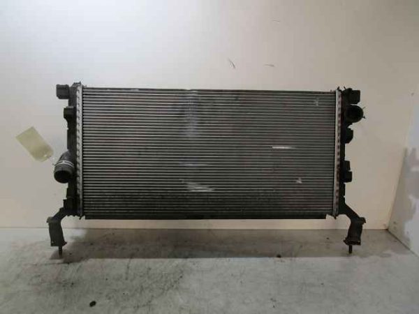 RENAULT-RADIATEUR EAU